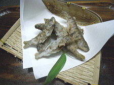 山女稚魚唐揚げ